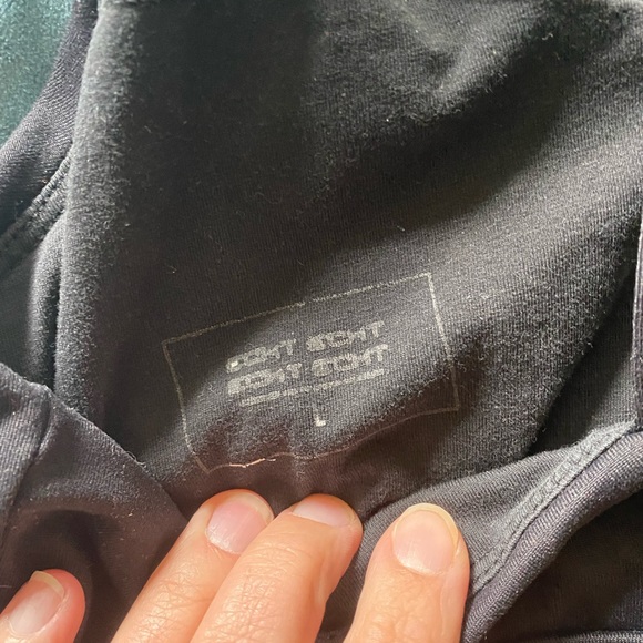 lightly worn ECHT strapped sports bra - Picture 2 of 3